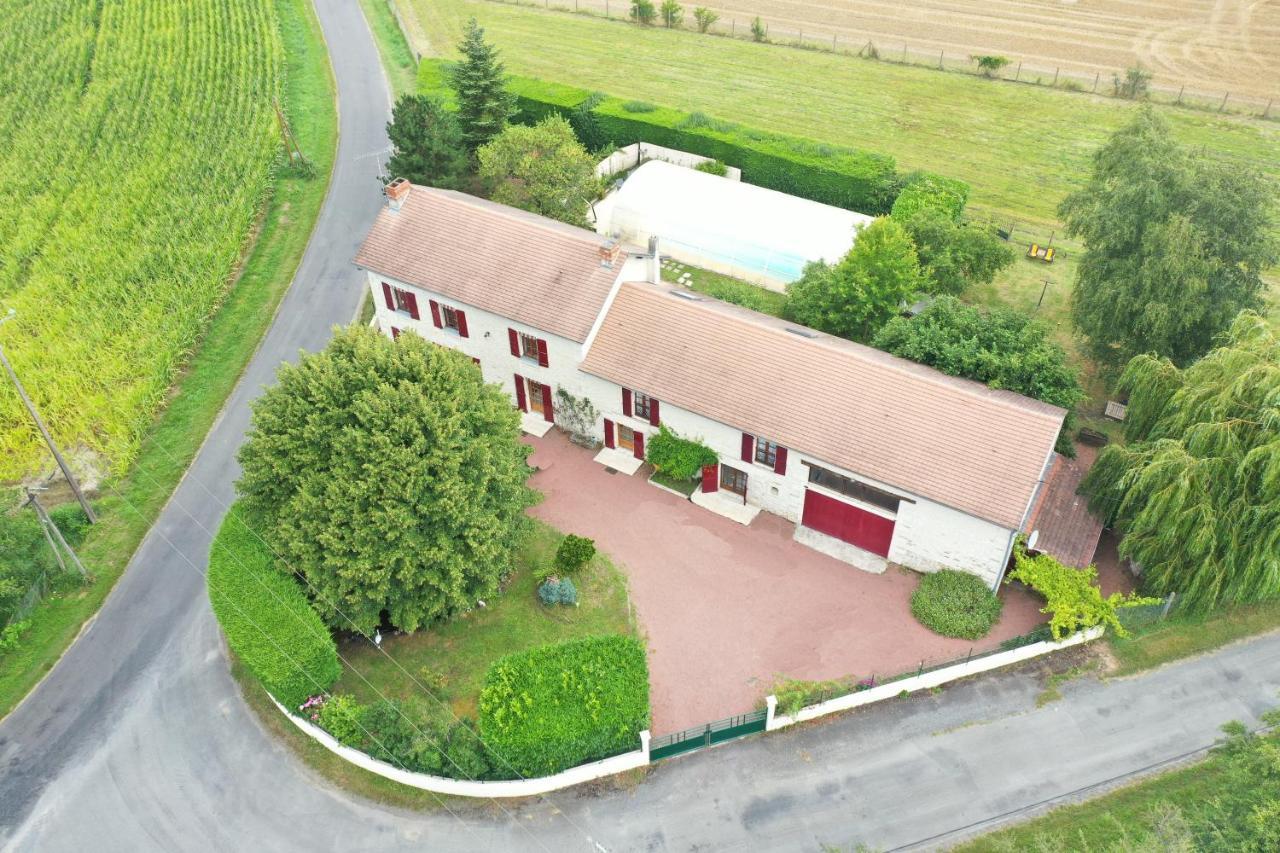 Chambre D'Hotes Des Gatines Berthegon Exterior photo